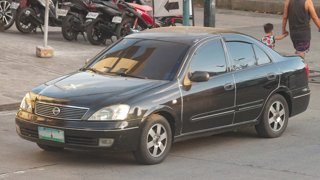 Nissan Sentra Exclusive 2.0 CVT 2024